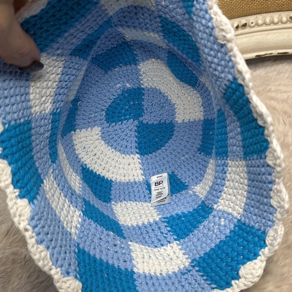 BP. | Gingham Knit Bucket Hat in Blue/Cream, NWT - Picture 3 of 10